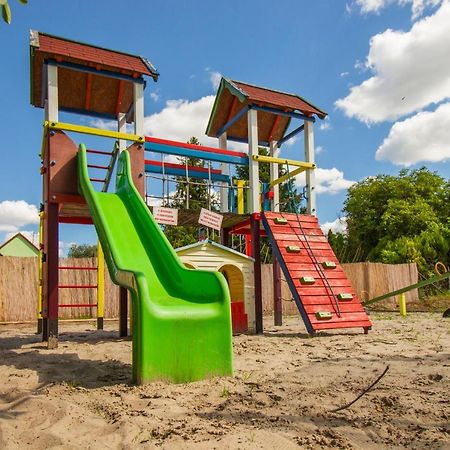 Ponty-Lak Panzio Guest House Dávod Екстериор снимка