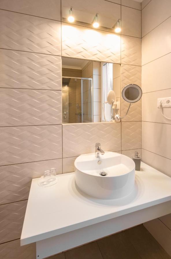 Ponty-Lak Panzio Guest House Dávod Екстериор снимка