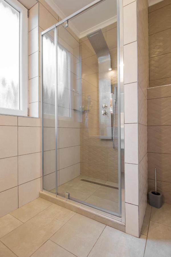 Ponty-Lak Panzio Guest House Dávod Екстериор снимка