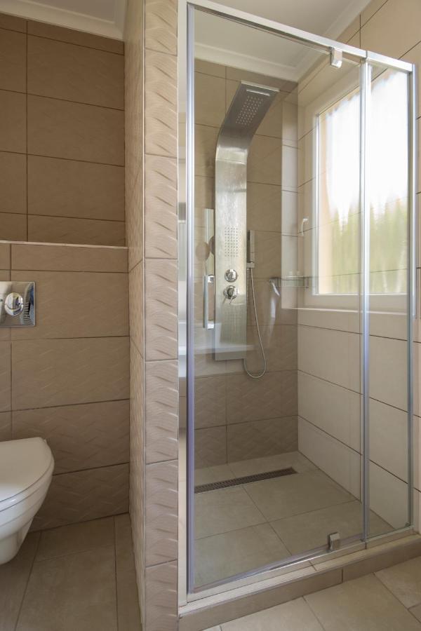 Ponty-Lak Panzio Guest House Dávod Екстериор снимка